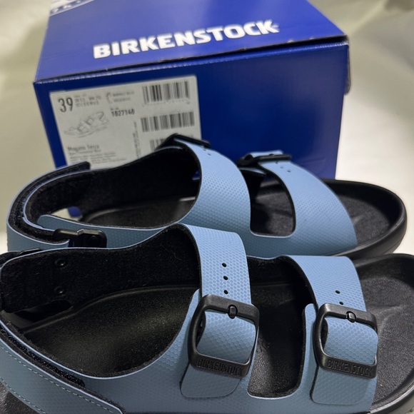 Birkenstock women’s 
Dual-Tone Sandal - Picture 7 of 11